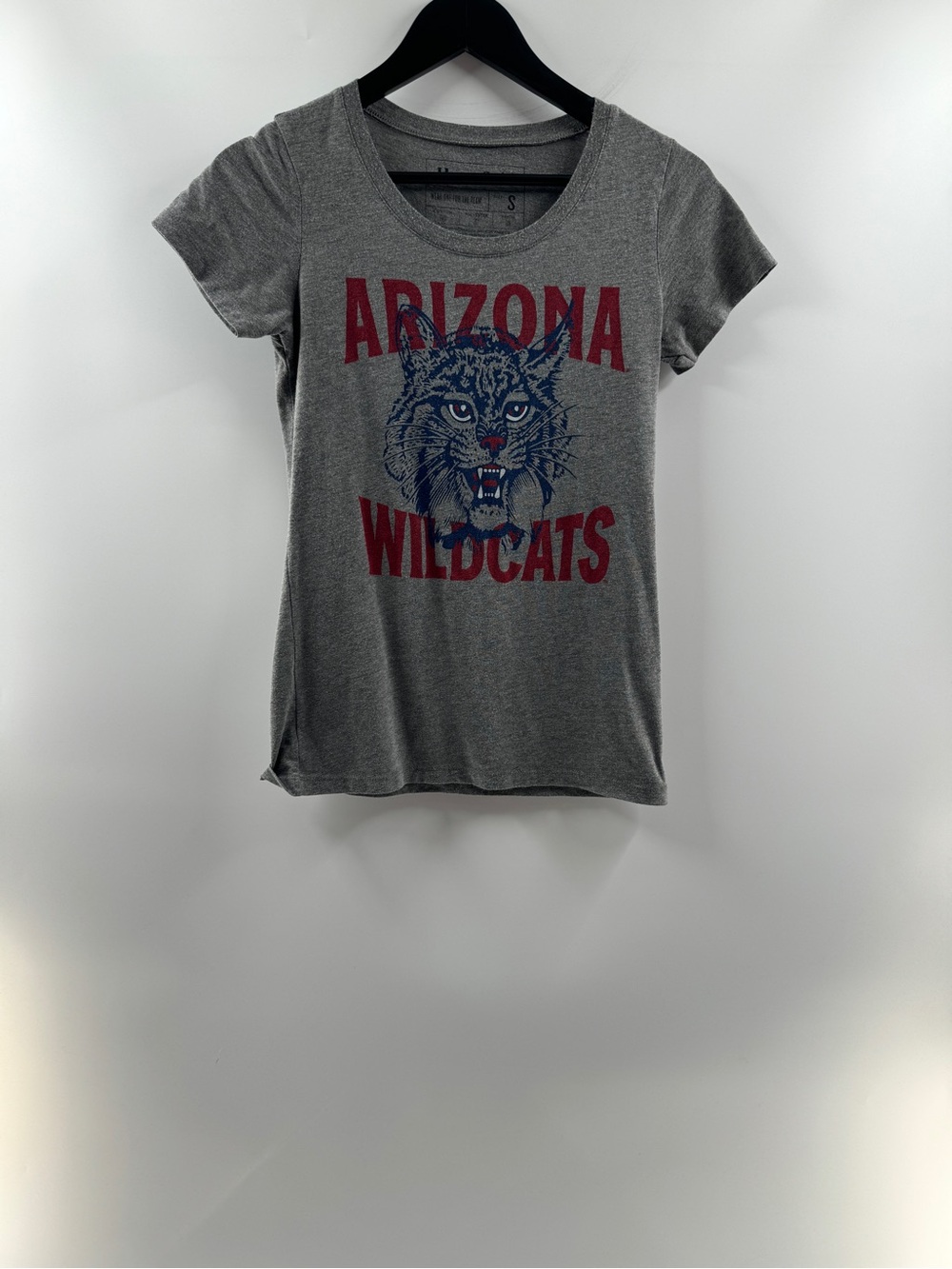 Homefield Apparel Arizona Wildcats 1960s Wildcat Head Tee Women’s Small Retro